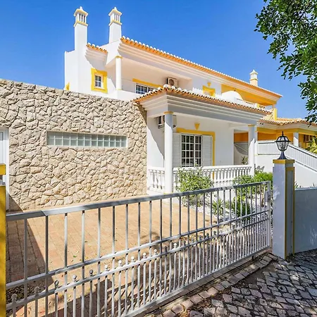Villa Cordyline *